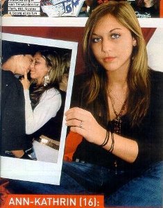 ���-������