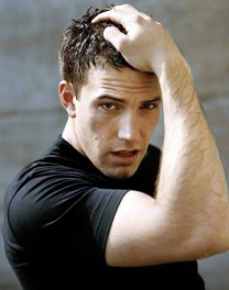 ����� ����