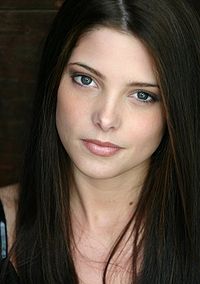 Laura Kinni-Logan