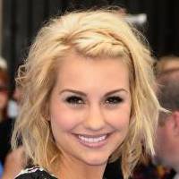 ���� ���