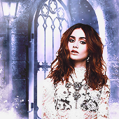 Lily Collins