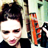 �������