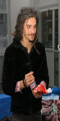 ��������