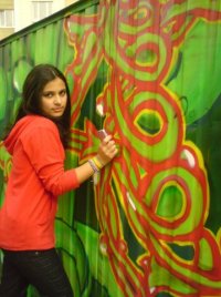 �������