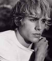 ���� ���