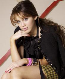 Miley Cyrus(*)