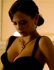 ����� ����