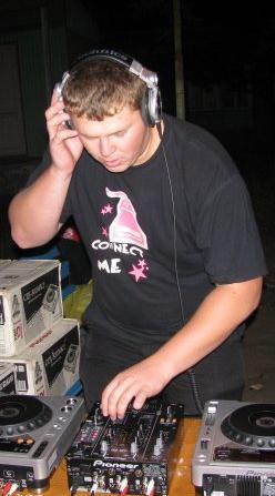 DJ_Andrew