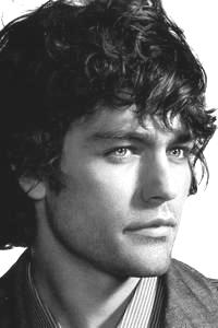 ����� ����