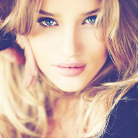 Rosie Huntington-Whiteley