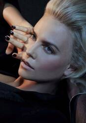 ������ ������ ������