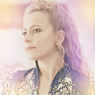 �������-������