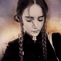 �������