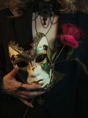 �������