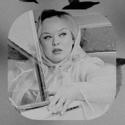 Una Macmillan