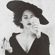 Adelinde Travers
