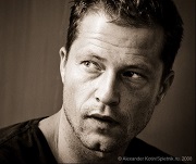 ����� ���